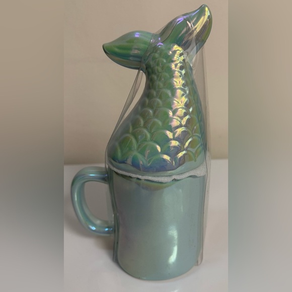 Rae Dunn Mermaid “Seas the day” mug and topper, new - Picture 4 of 6